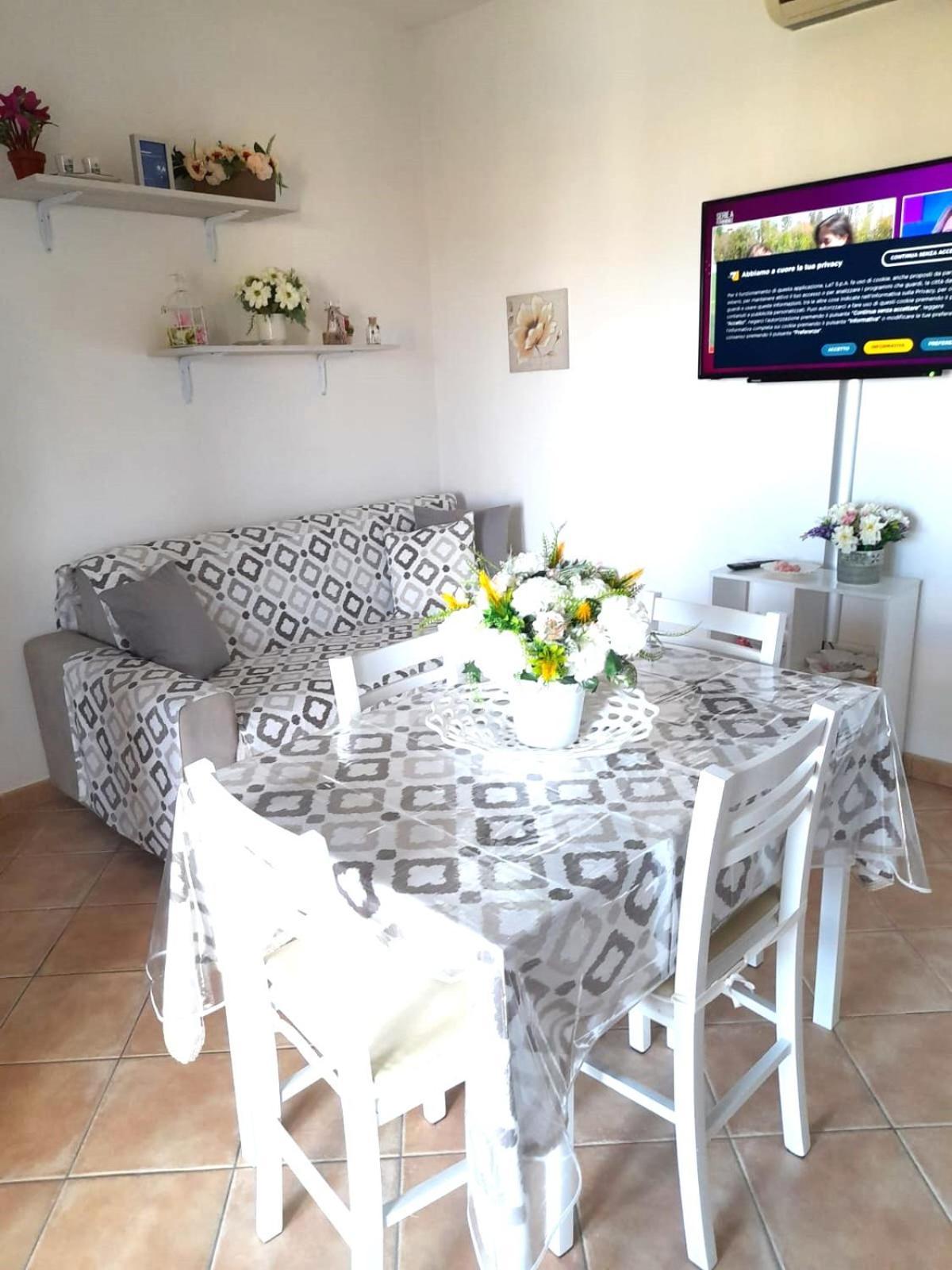 Olbia 53-11 Cin R3659 Apartment Bagian luar foto